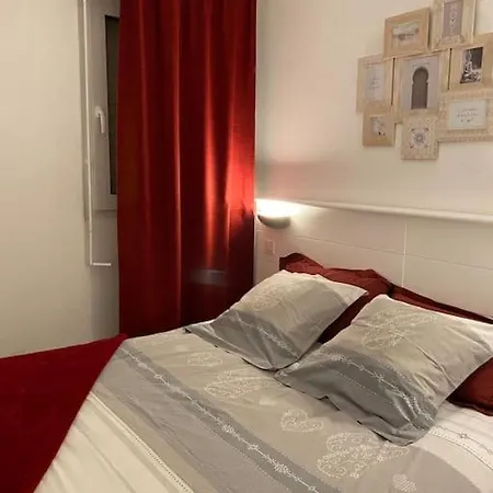 Apartment F2 Cozy Vue Mer, Piscine, Parking, A Pied !