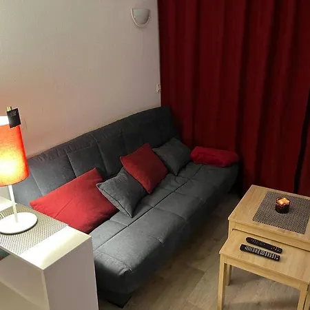 Apartment F2 Cozy Vue Mer, Piscine, Parking, A Pied ! Antibes
