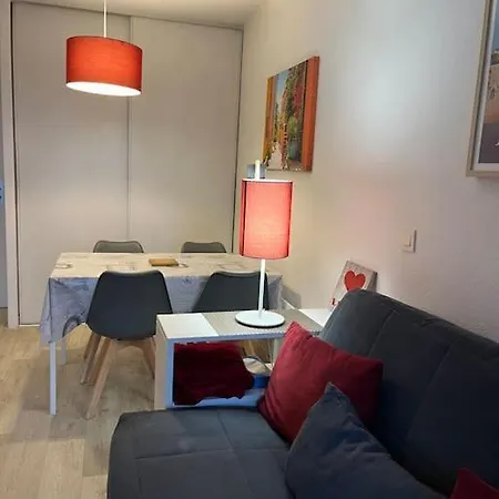 Апартаменты F2 Cozy Vue Mer, Piscine, Parking, A Pied !