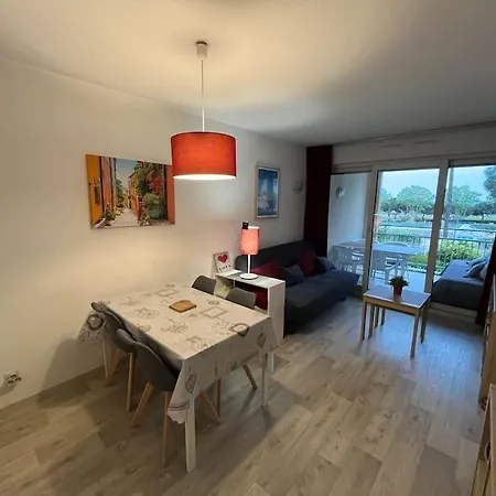 F2 Cozy Vue Mer, Piscine, Parking, A Pied ! Apartment Antibes